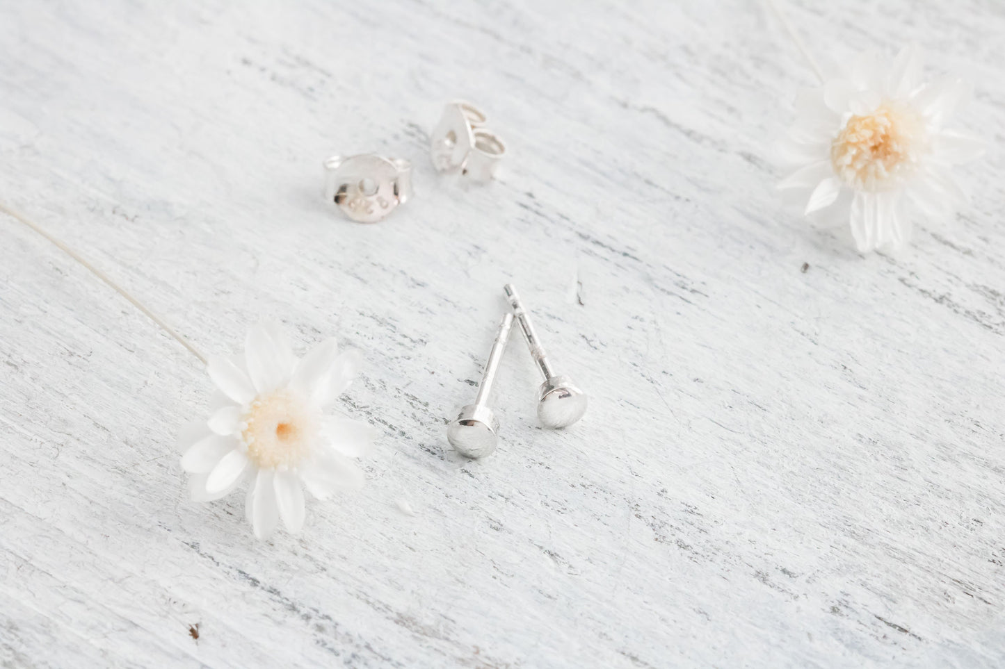 Circle of Elegance: Minimalist Sterling Silver Stud Earrings