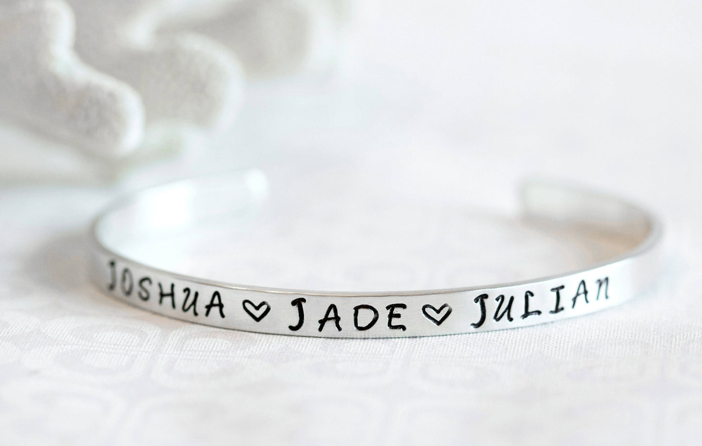 Name Bracelet For Mom • Personalized Jewelry For Mom ♡