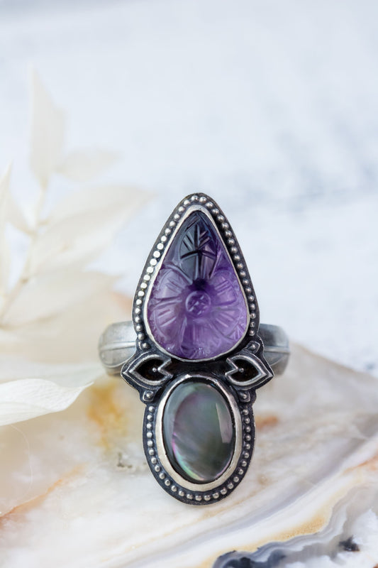 Beautiful Carved Amethyst and Mother of Pearl Sterling Silver Ring 